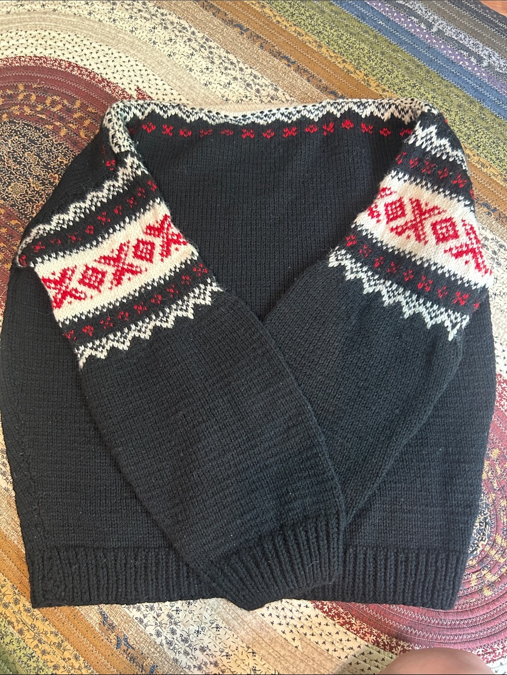 Cofas wool sweater